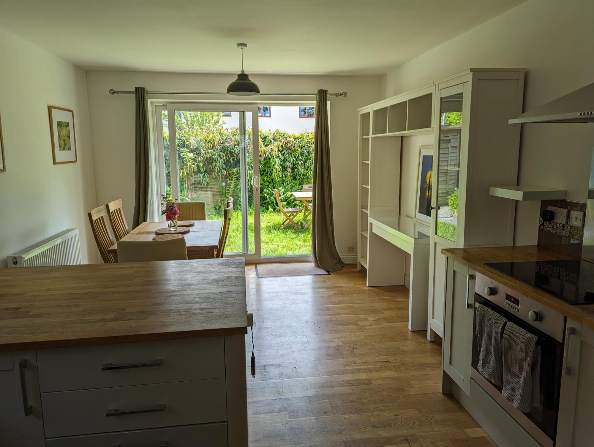 Peaceful Glastonbury Bungalow - Ideally Located Dış mekan fotoğraf