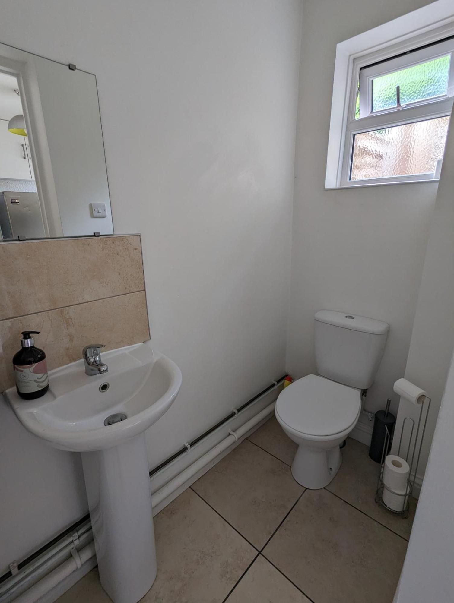 Peaceful Glastonbury Bungalow - Ideally Located Dış mekan fotoğraf